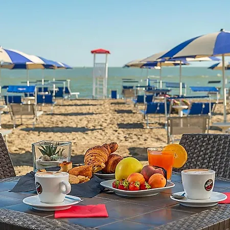3 Bedroom Cozy In Albarella Ro Albarella Island